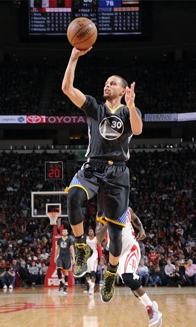 首局中段 首局中段