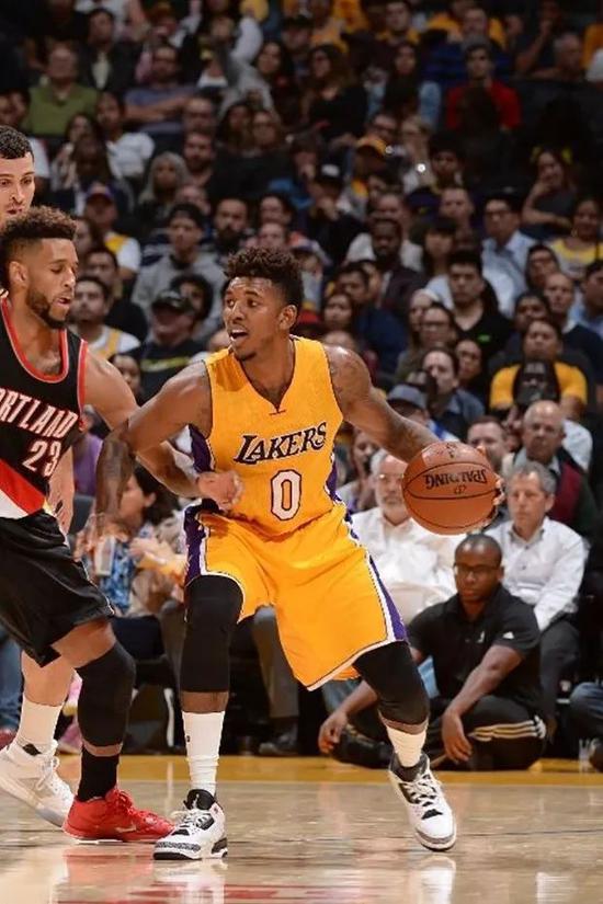 广州队凭借 广州队凭借