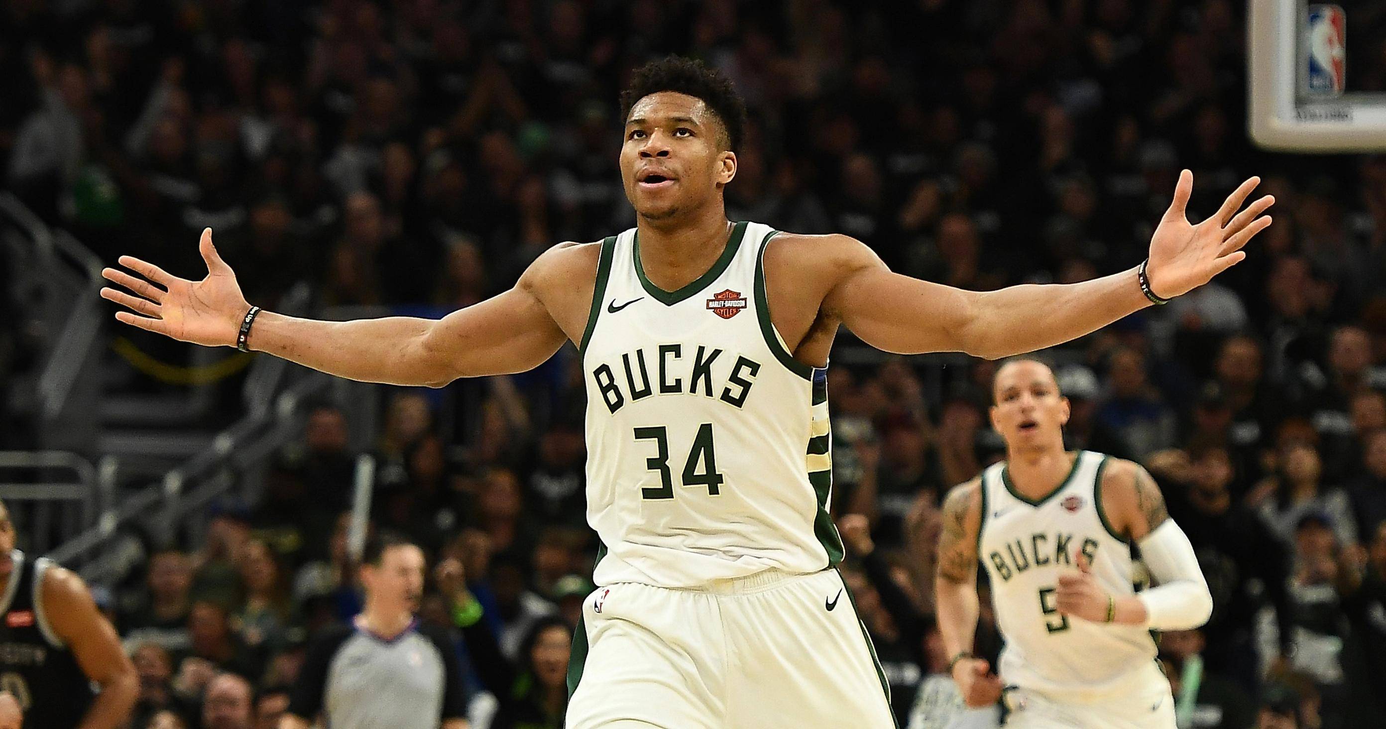 记者会成为 记者会成为